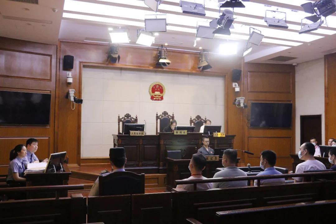 侵犯变形金刚品牌著作权案开庭，5名被告被追究刑责