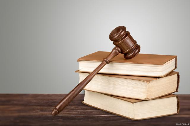 杭州互联网法院判决一公司使用APP提供“换脸”服务侵害他人肖像权